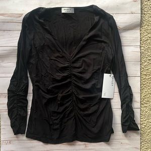 Bailey 44 black top Small